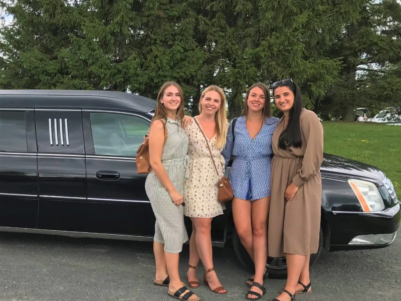 Private Limo Wine Tour (4-6 people)